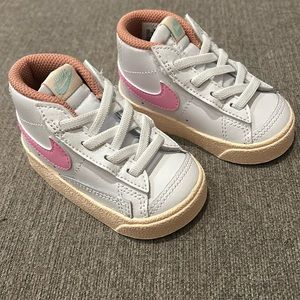 Nike Blazer Mid ‘77